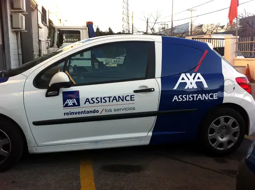 AXA Assistance — rotulación de DECSIGN