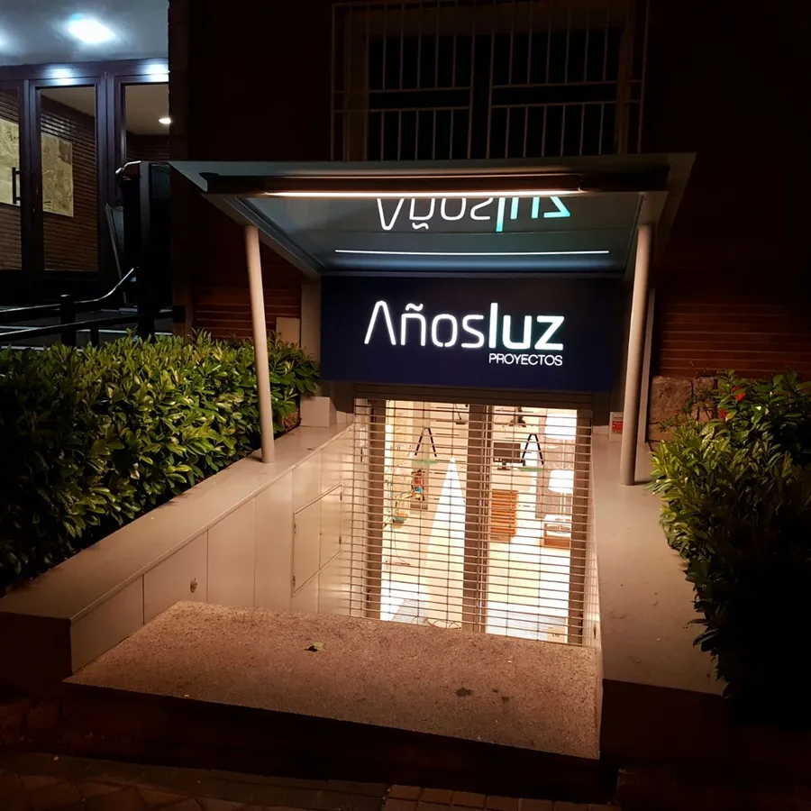 Años Luz · Madrid — encendido
