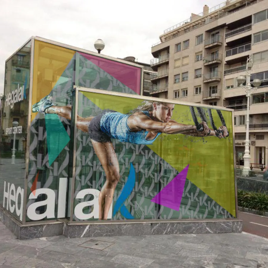 Egalak — mural impreso de gran formato
