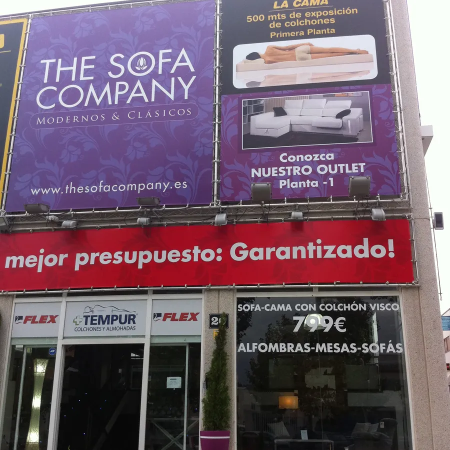 The Sofa Company — lona de fachada