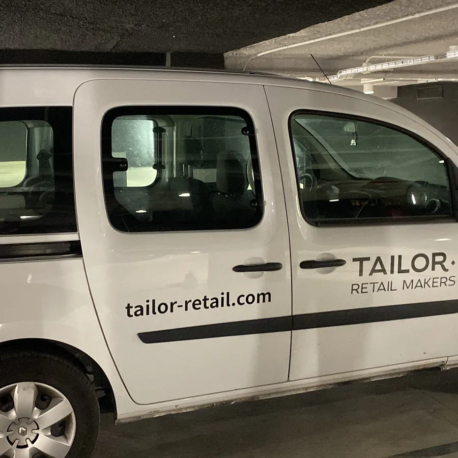 Tailor Retail Makers — rotulación de flota