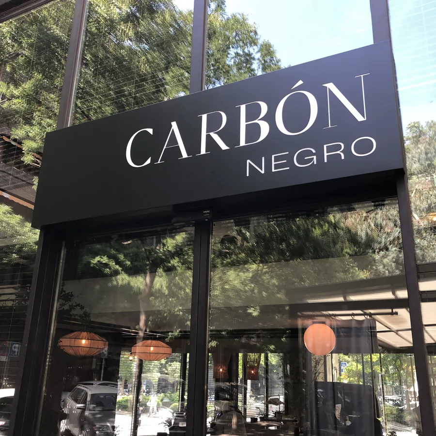 Restaurante Carbón Negro · Madrid